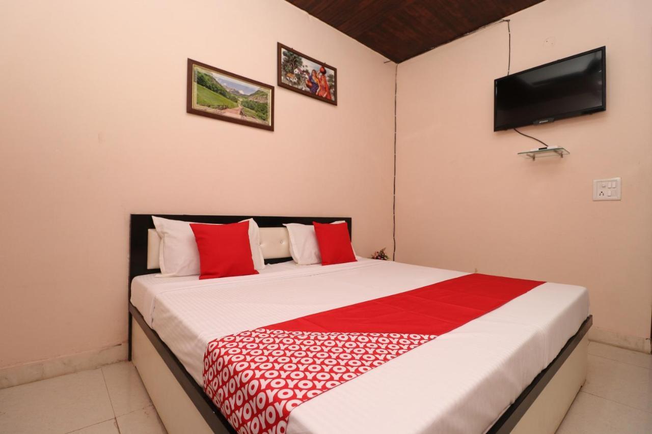 Oyo 28338 New Life Hotel Banur Luaran gambar