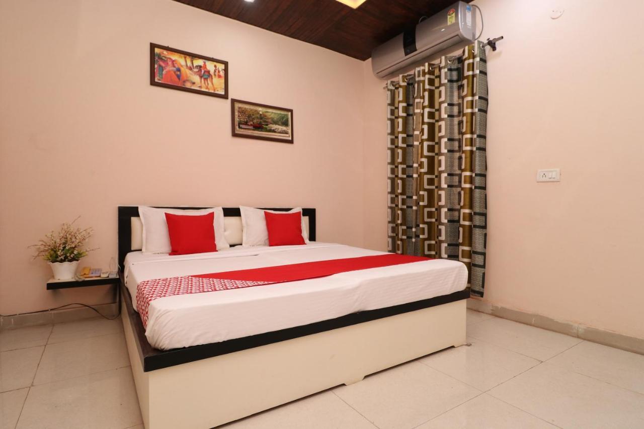 Oyo 28338 New Life Hotel Banur Luaran gambar