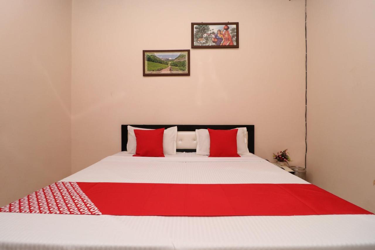 Oyo 28338 New Life Hotel Banur Luaran gambar
