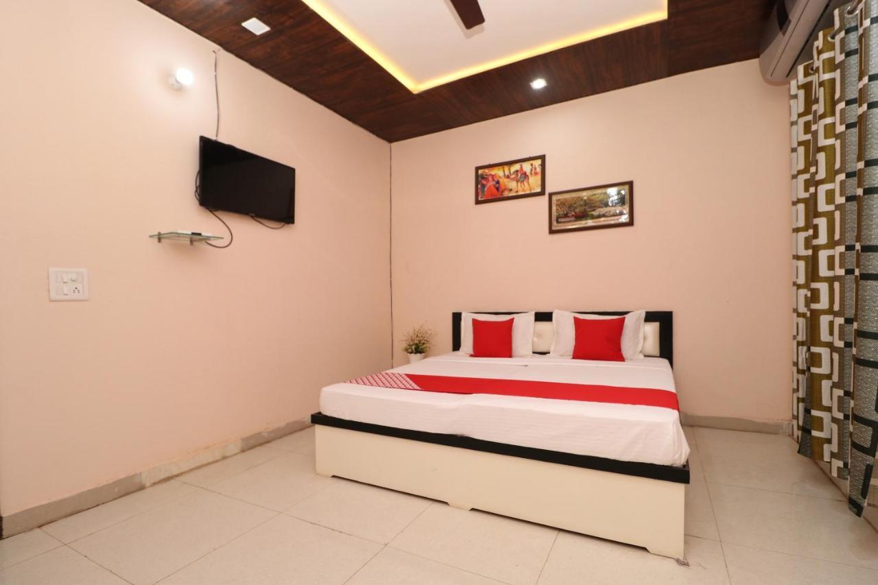 Oyo 28338 New Life Hotel Banur Luaran gambar